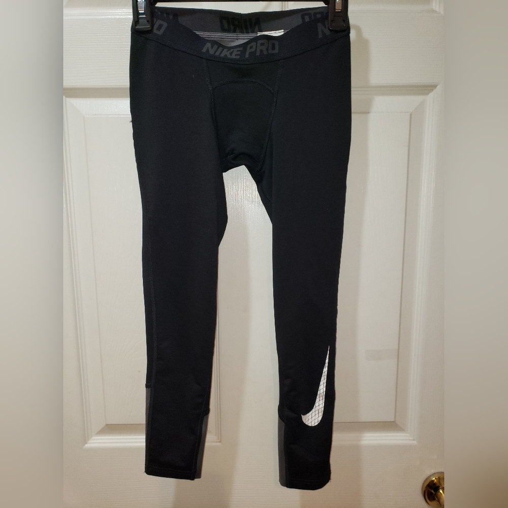 Youth - Nike Black Pro Leggings Size Med